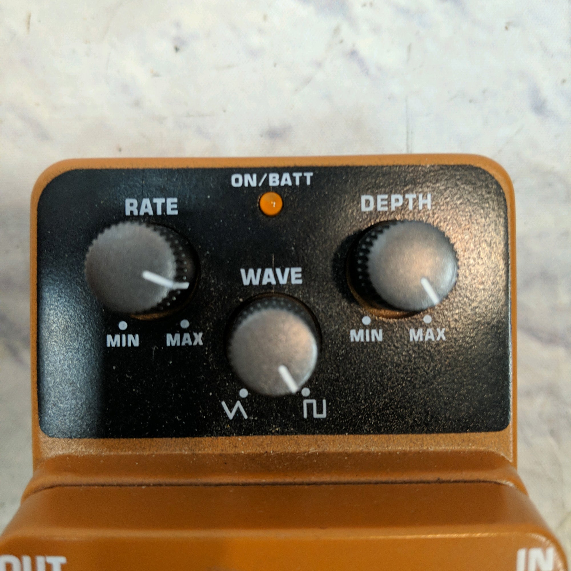 behringer tremolo pedal Behringer UT300 Ultra Tremolo Pedal