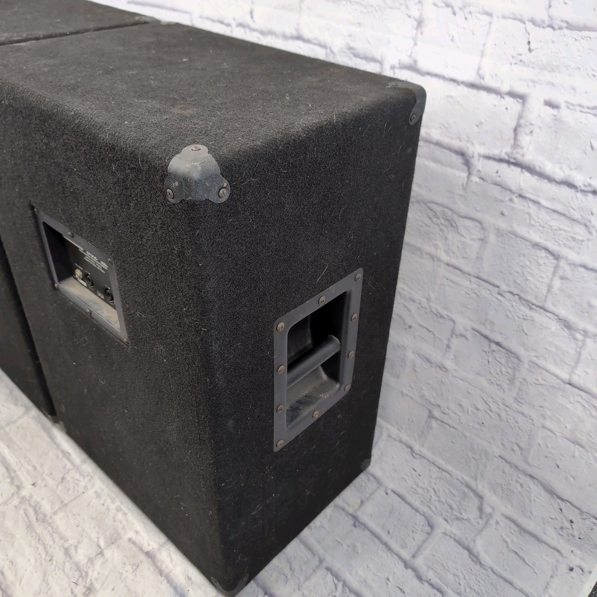 Carvin 832 1x15" 400W PA Speakers (Pair)