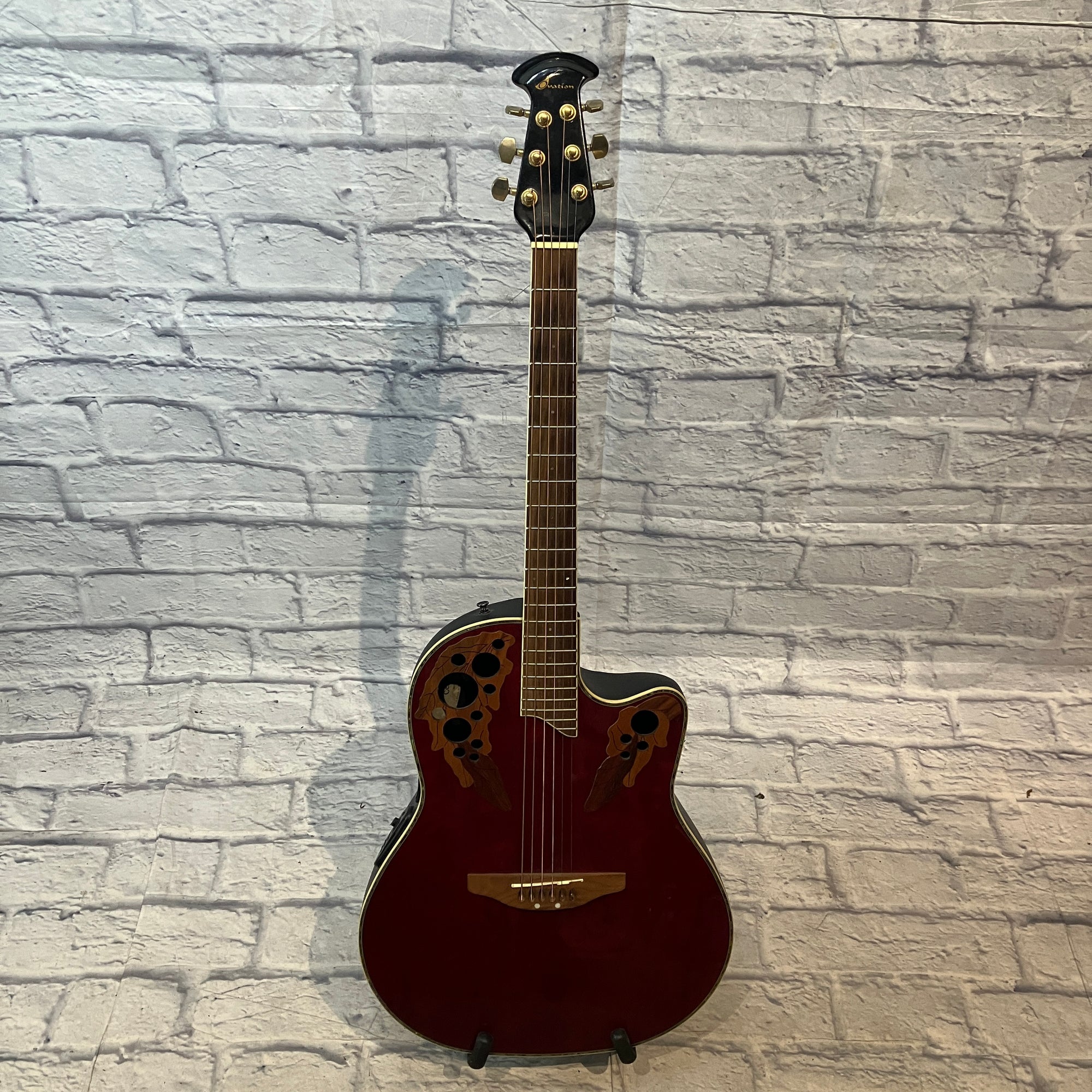 Ovation Celebrity CC44 Acoustic Guitar w/ OHSC