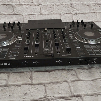 Denon DJ Prime 4 Turntable With Case