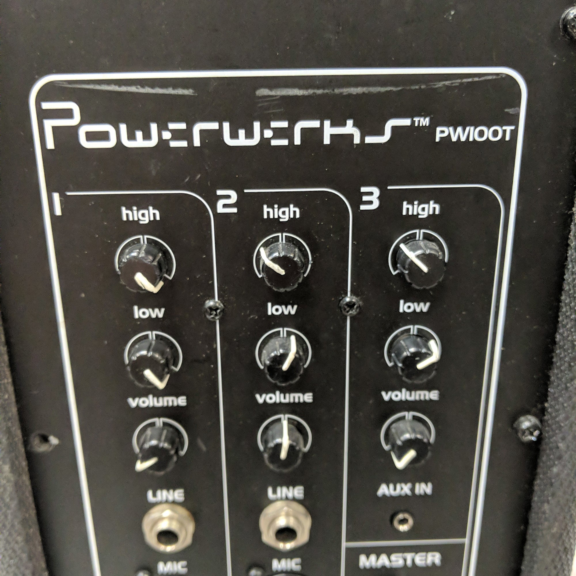 Powerwerks PW100T Personal PA System Powered Speaker