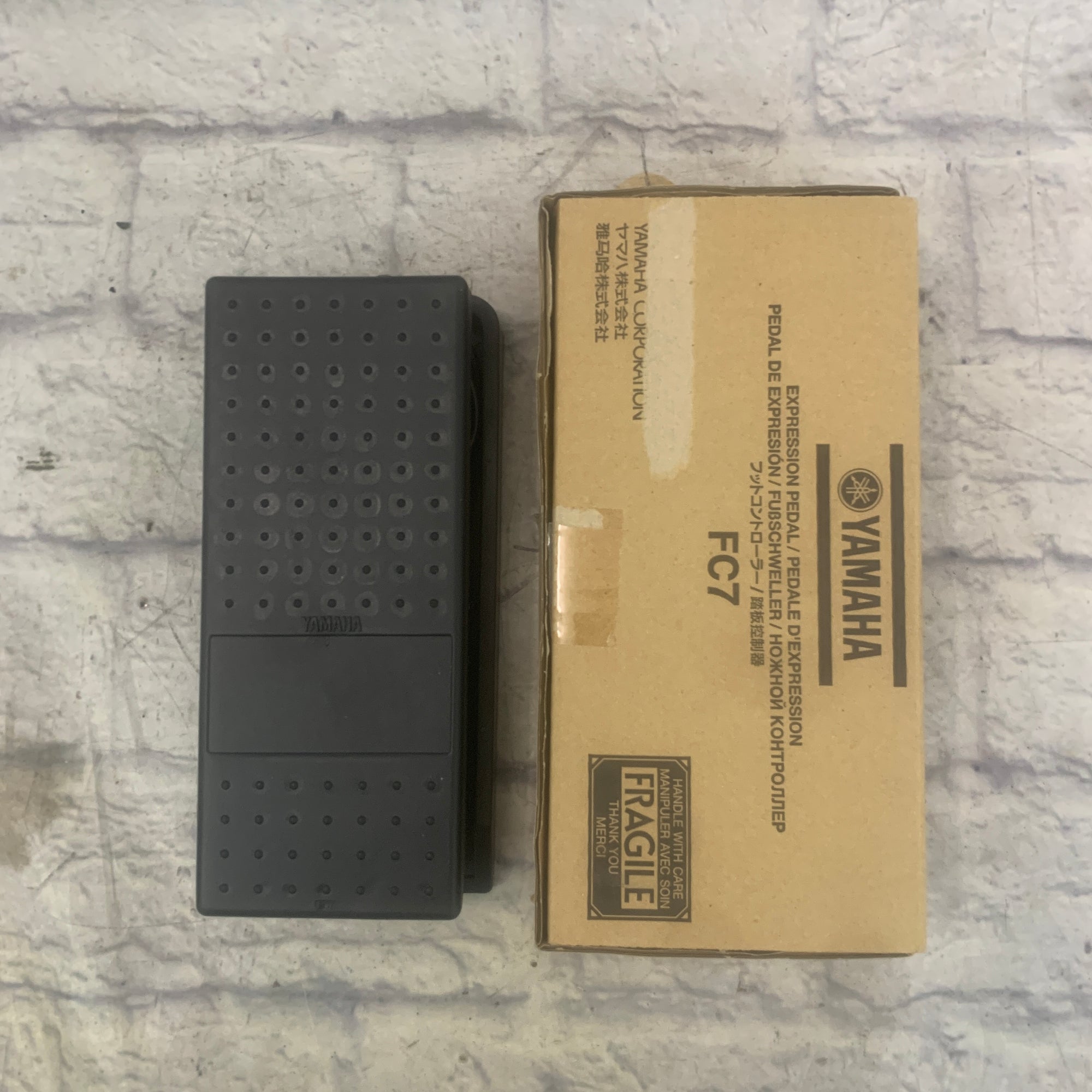 yamaha expression pedal Yamaha FC-7 Expression Pedal