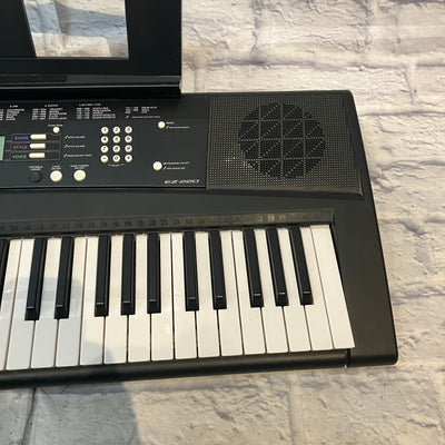 Yamaha EZ-220 Keyboard Digital Piano