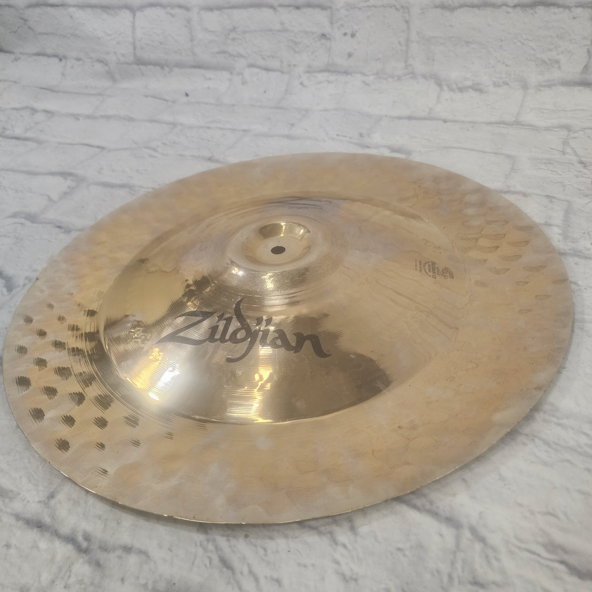 Zildjian 19 Z3 Ultra Hammered China Cymbal - Evolution Music