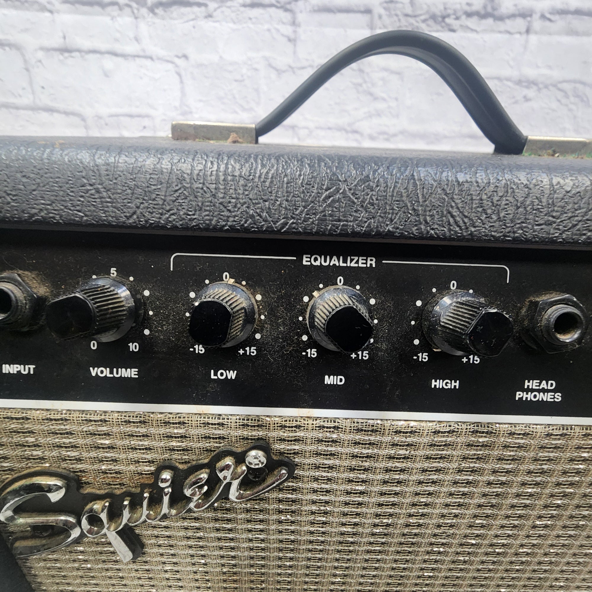 Squier BP-15 Bass Combo Amp