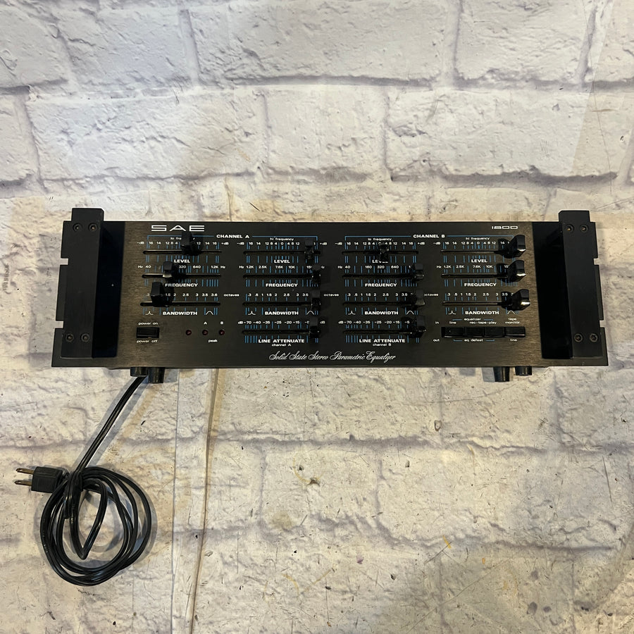 SAE Model 1800 Rack Stereo Parametric EQ