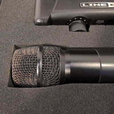 Line 6 XD-V30 Wireless Microphone System