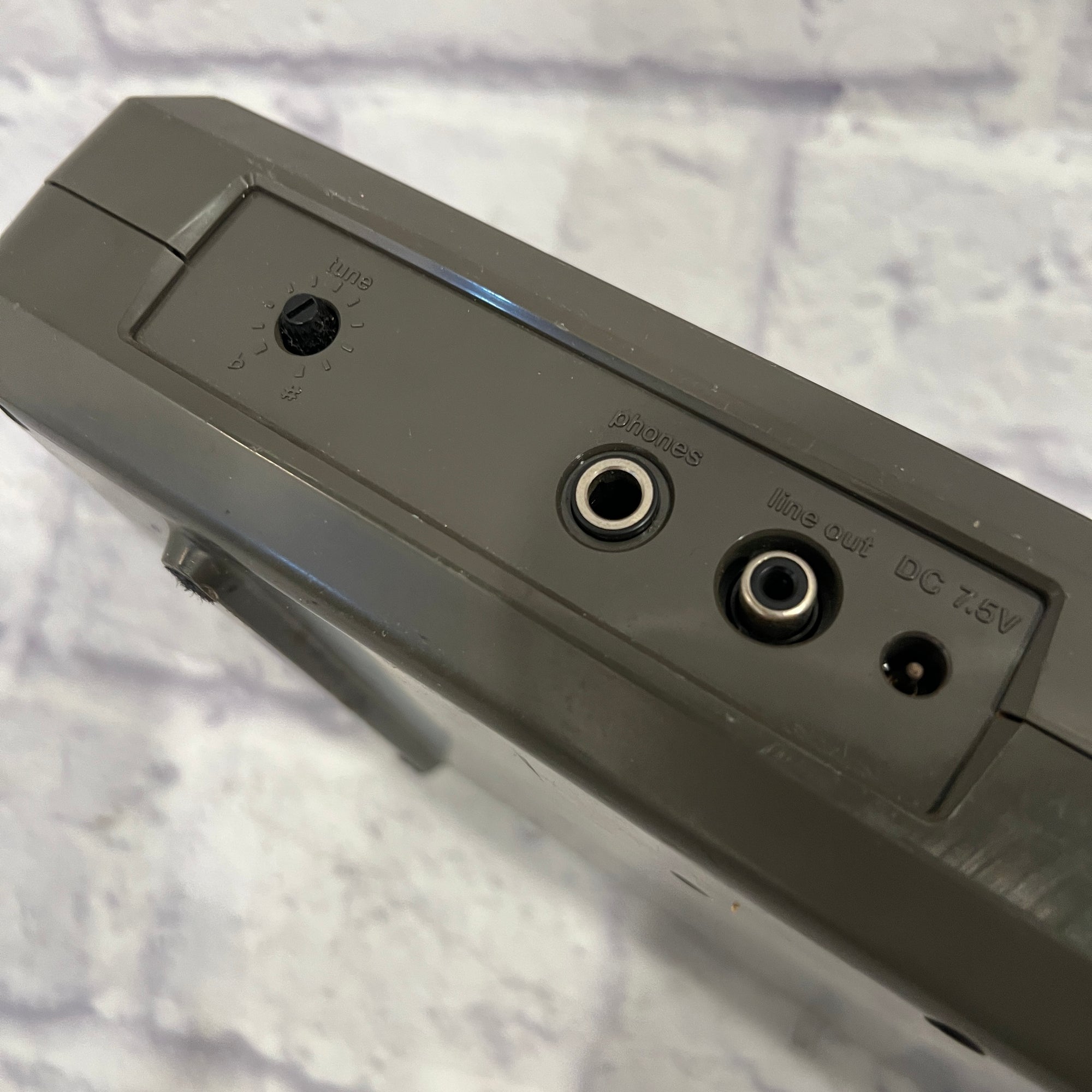 Casio MT-68 49-Key Electronic Keyboard