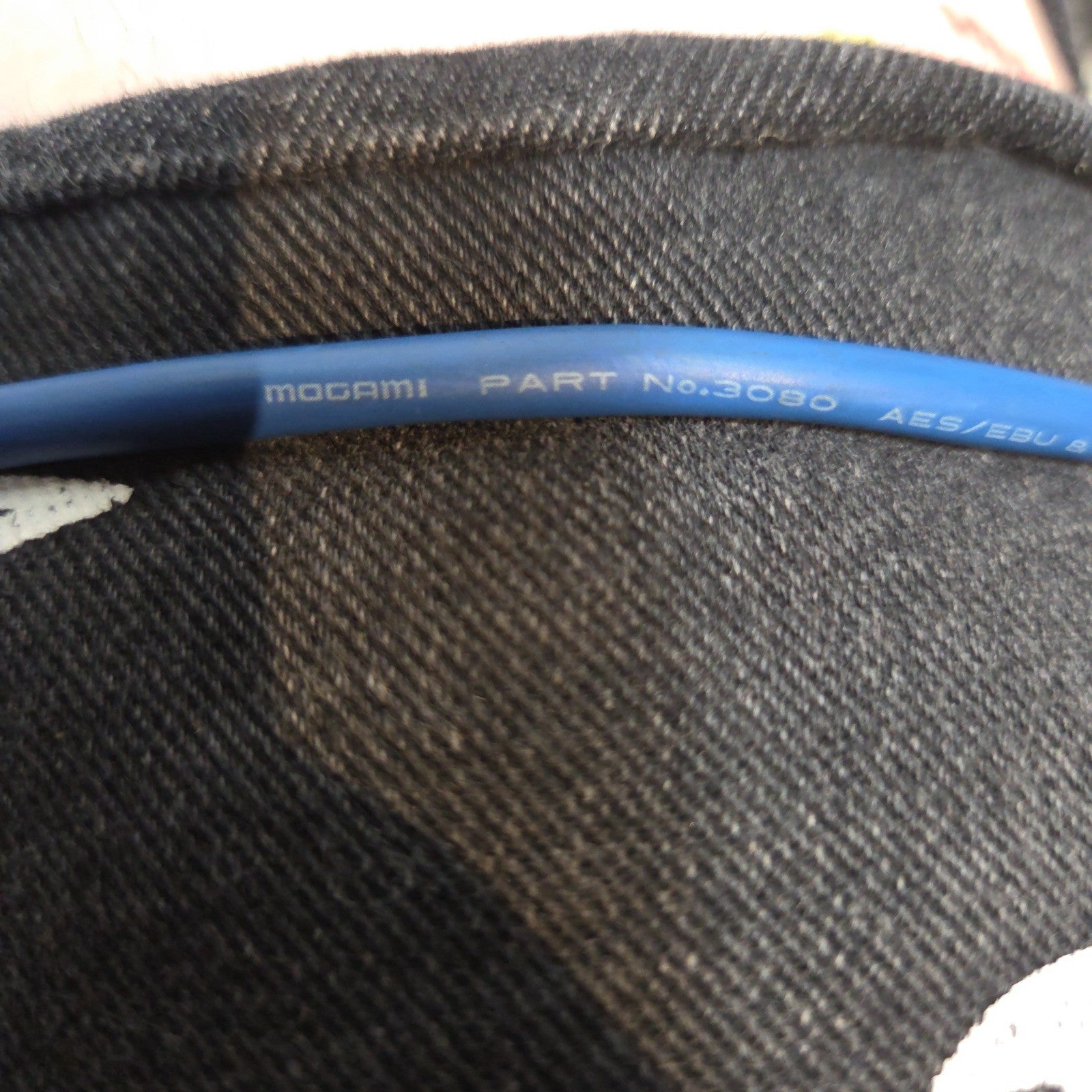 Mogami 15' AES/EBU & DMX Cable (Line 6 helix) Cable