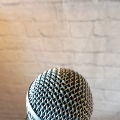 Shure SLX 2 SM58 Wireless Microphone