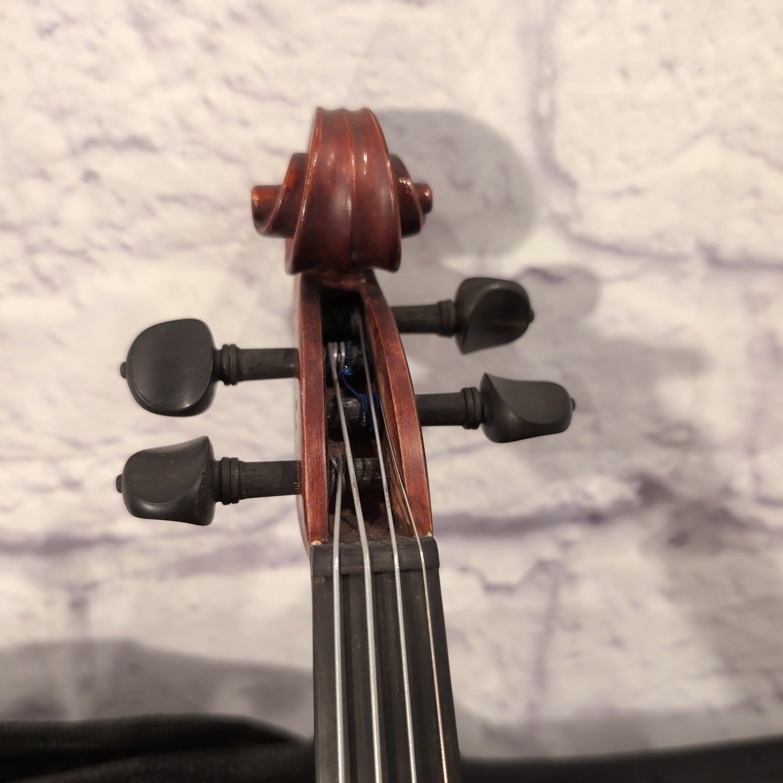 Grottano 12" Viola  - Romania - 2011H34