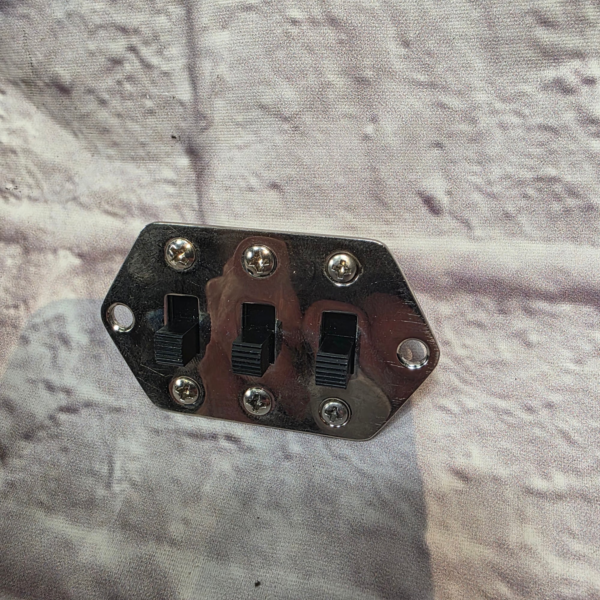 Fender 1960s-styled Jaguar 3-Way Switch Plate -  Electric Guitar Part