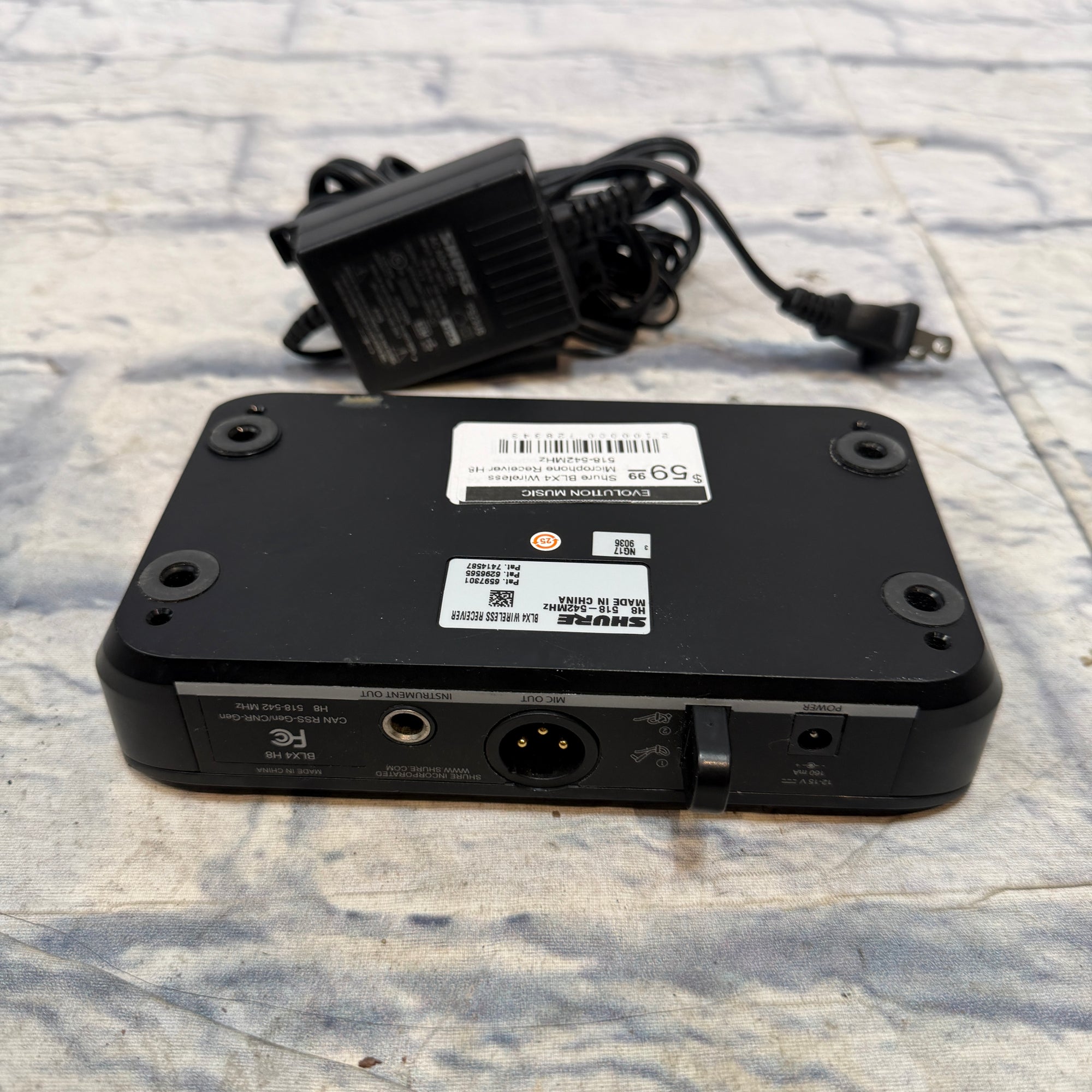 Shure BLX4 Wireless Microphone Receiver H8 518-542MHz