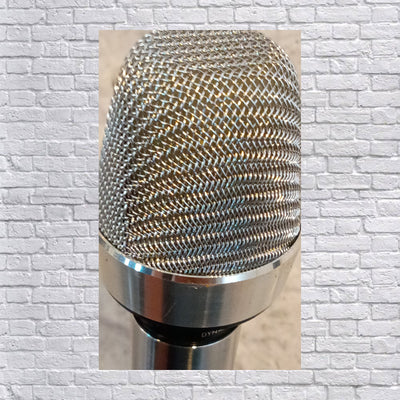 Realistic Dynamic Microphone Unknown Model