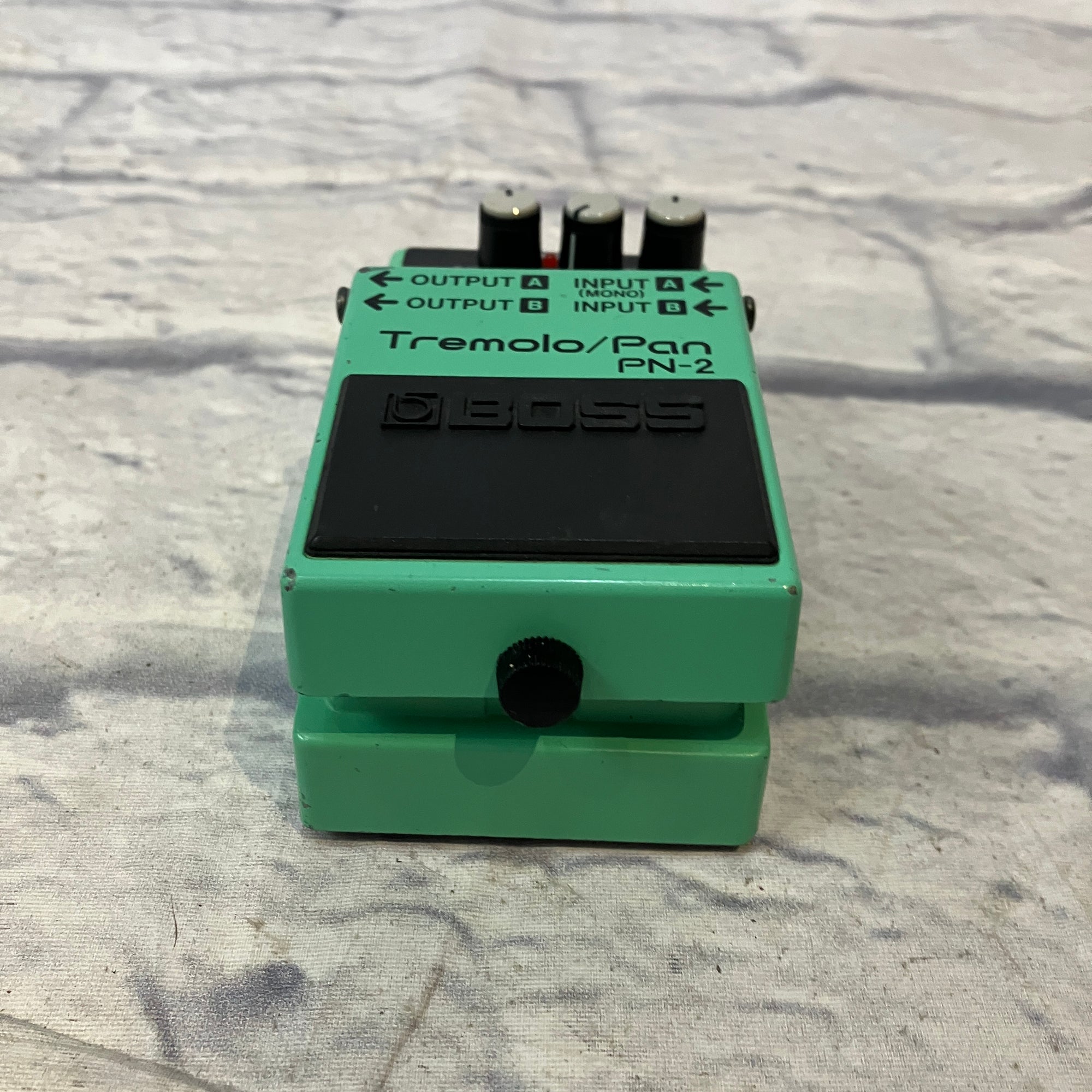 Boss PN-2 Tremolo/Pan Pedal