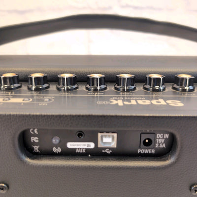 Positive Grid Spark 40 40-Watt 2x4" Modeling Guitar Combo