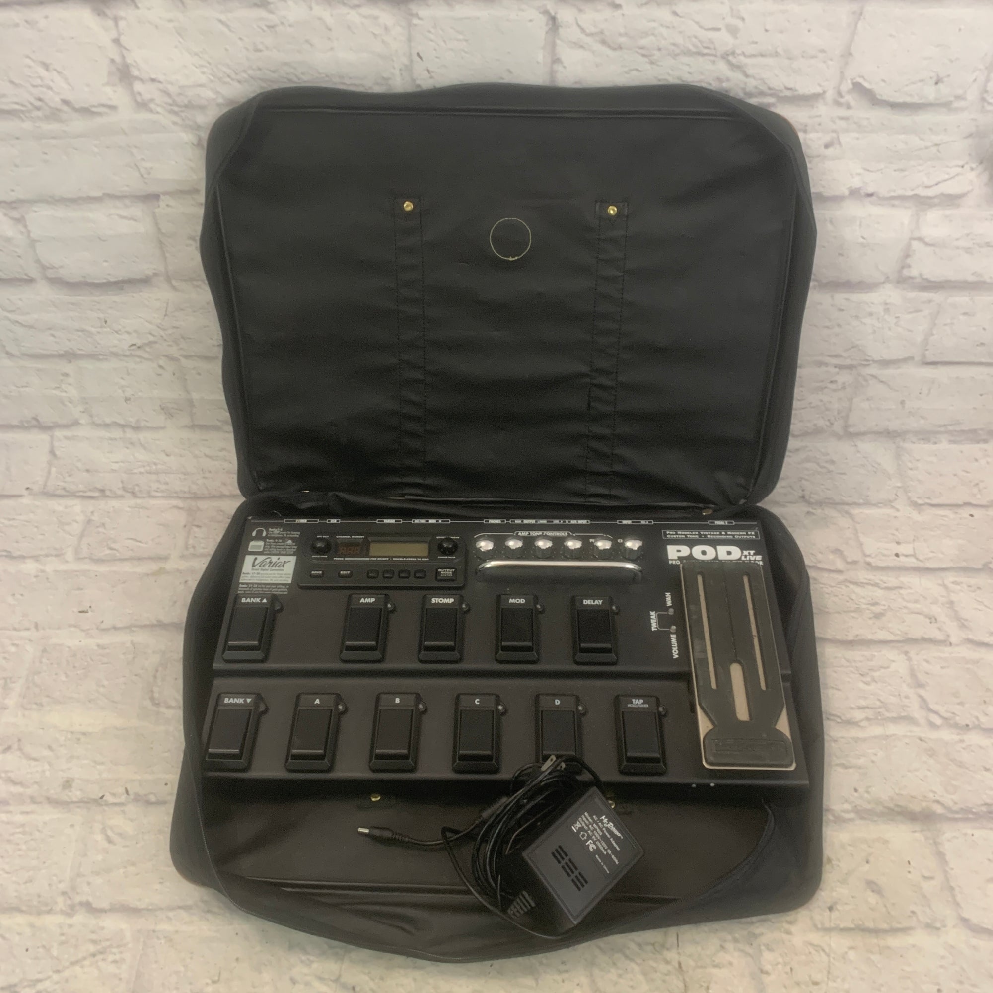 Line 6 POD XT Live Effects Pedal