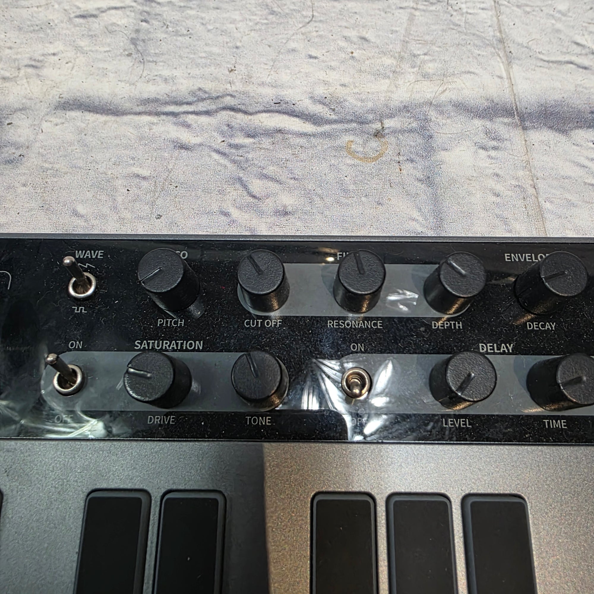 Donner Essential B1