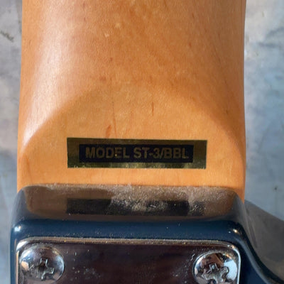 Rogue ST-3 Electric Guitar
