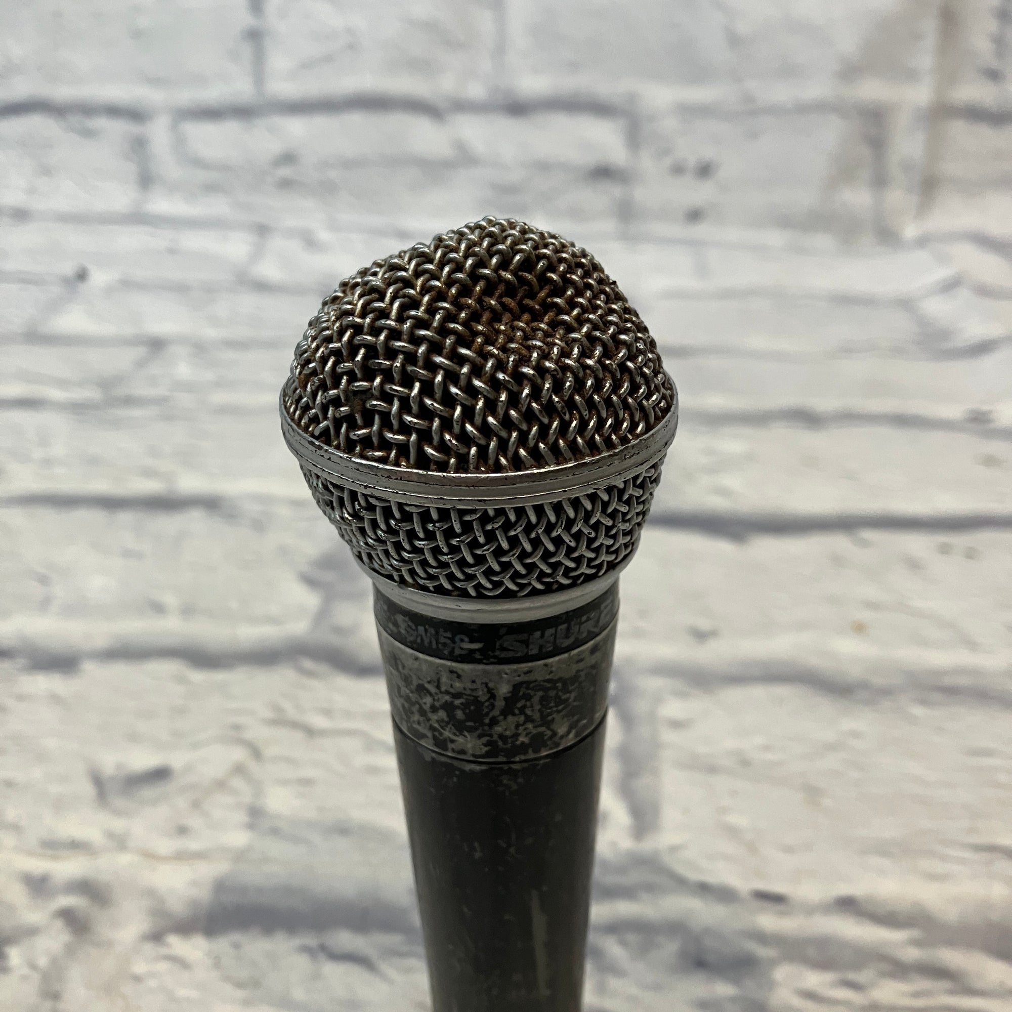 Shure SM58 Dynamic Microphone
