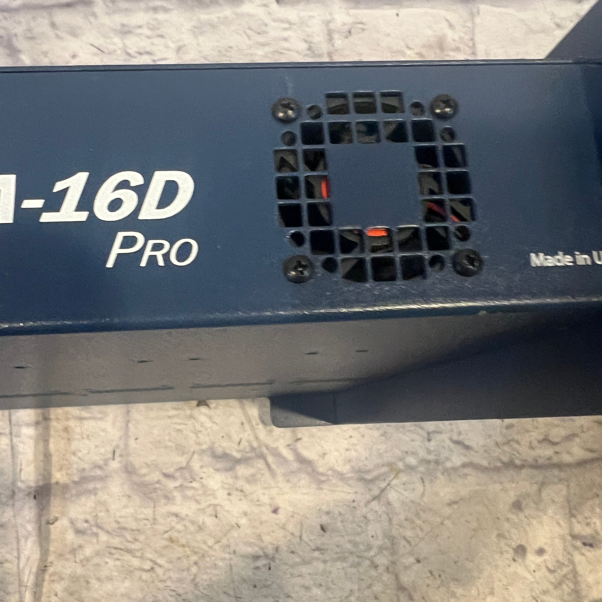 Aviom A-16D Pro A-Net Distributor