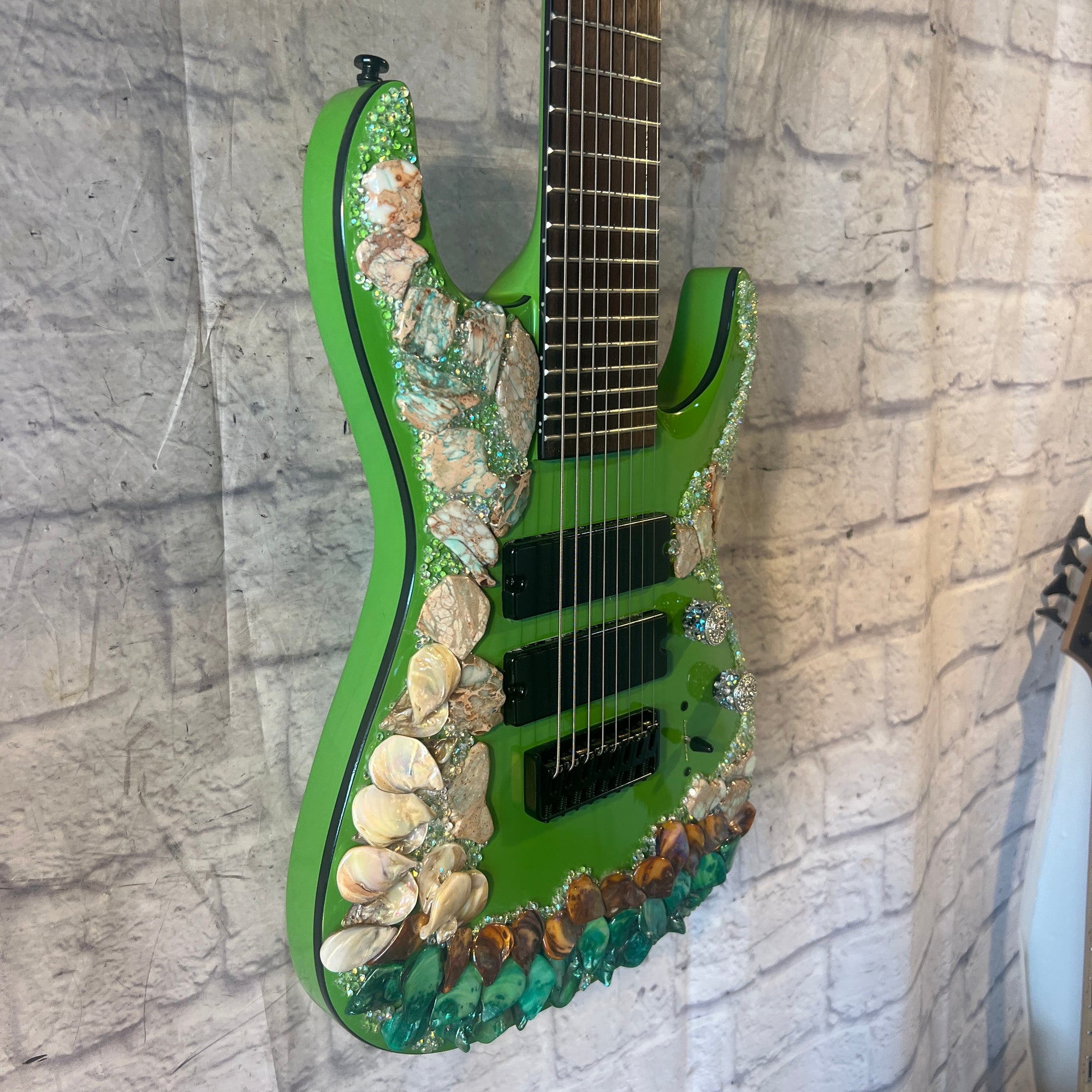 Unknown 8-String Electric Guitar for Classy Folk