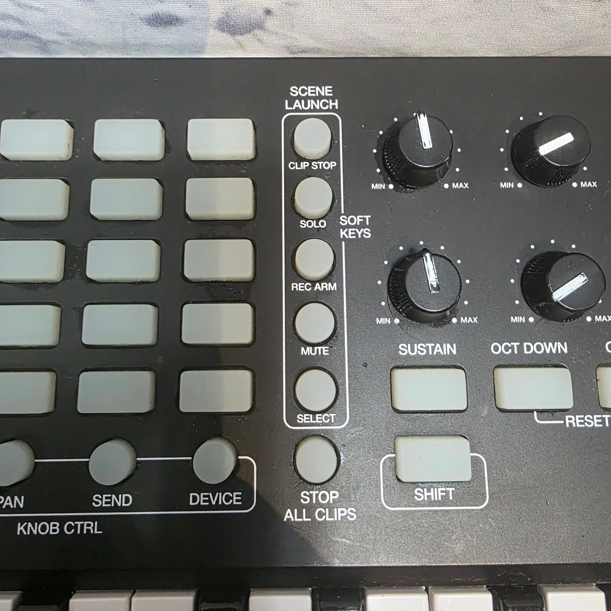 Akai APC Key 25 Controller