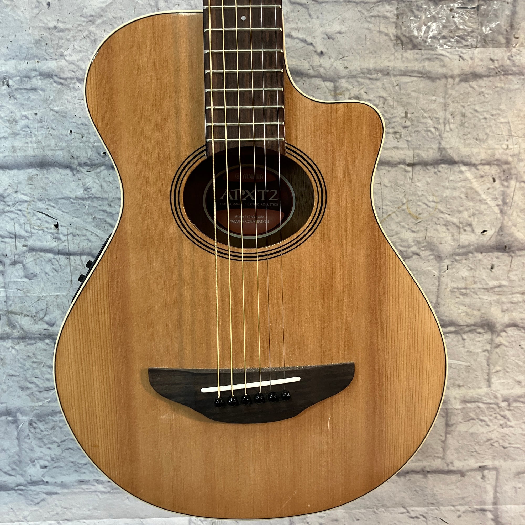 Yamaha APXT2 Acoustic Guitar