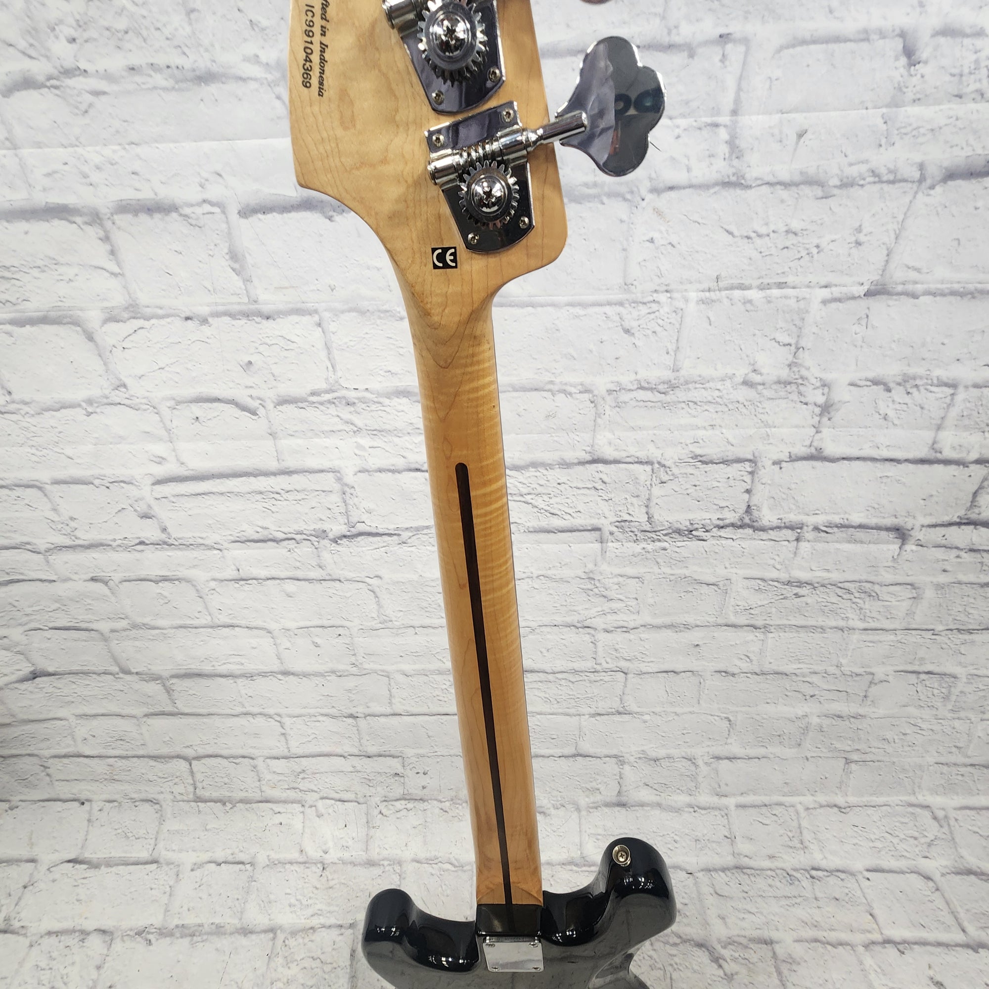 Squier P Bass 4 String Bass Guitar - Evolution Music