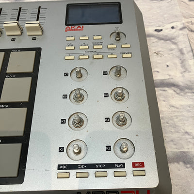 Akai MPD 24 Midi Controller