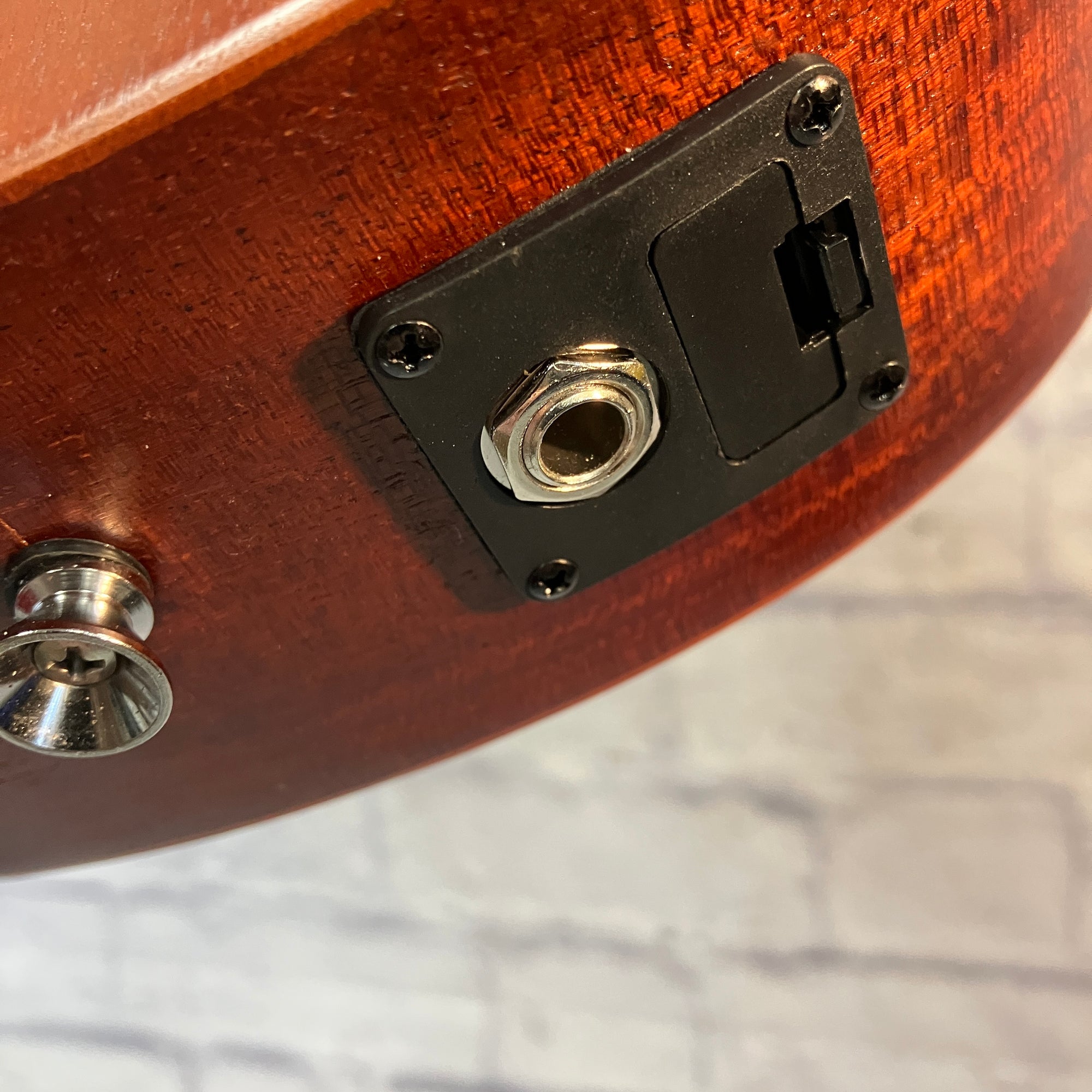 Aklot Ukulele AKEC23