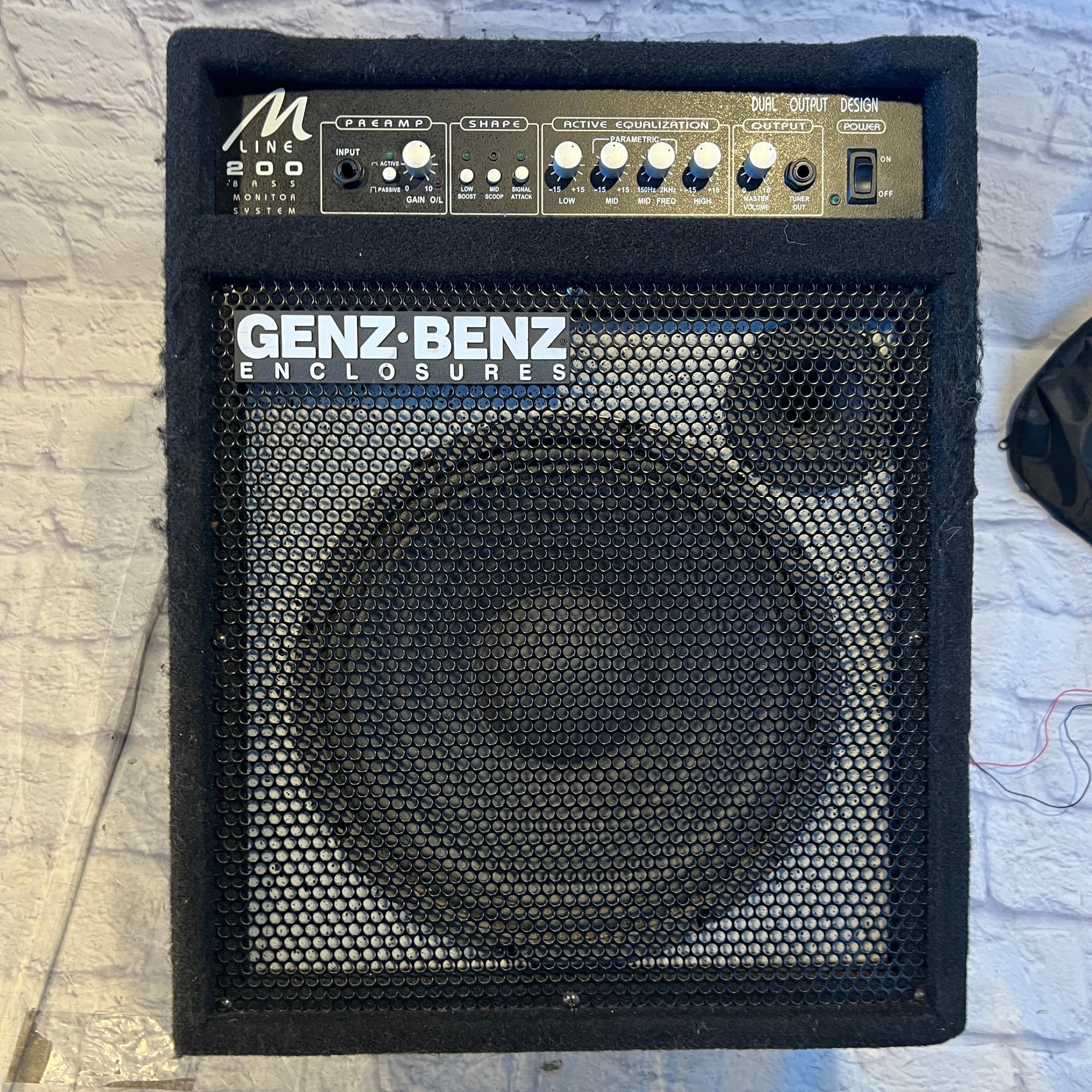 Genz Benz M-Line 200 1x15 Bass Combo Amp