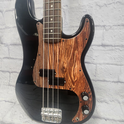 Squier Vintage Modified P-Bass Modified