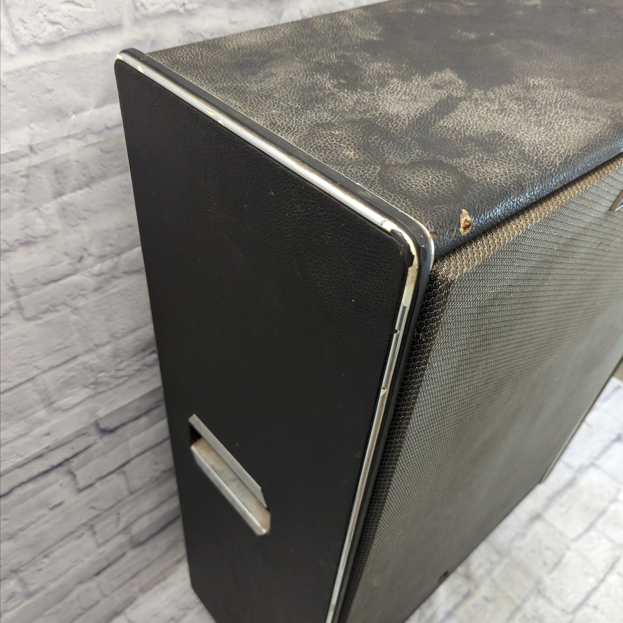 Traynor  YC-810 Speaker Cabinet