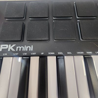 Akai MPK Mini Midi Controller