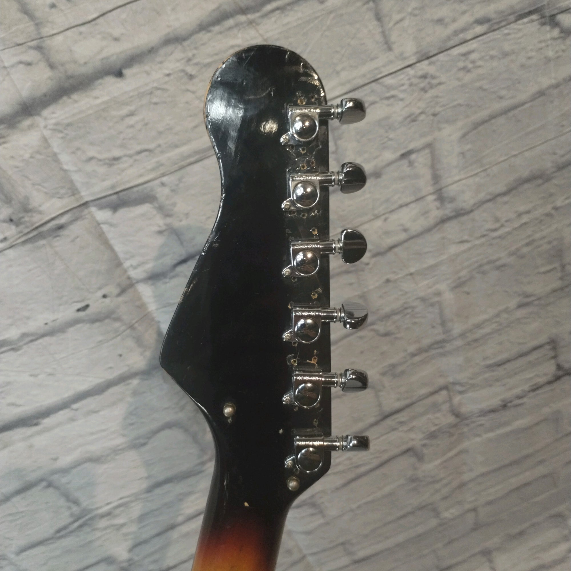 Guyatone LG55 Vintage Electric Guitar Sunburst