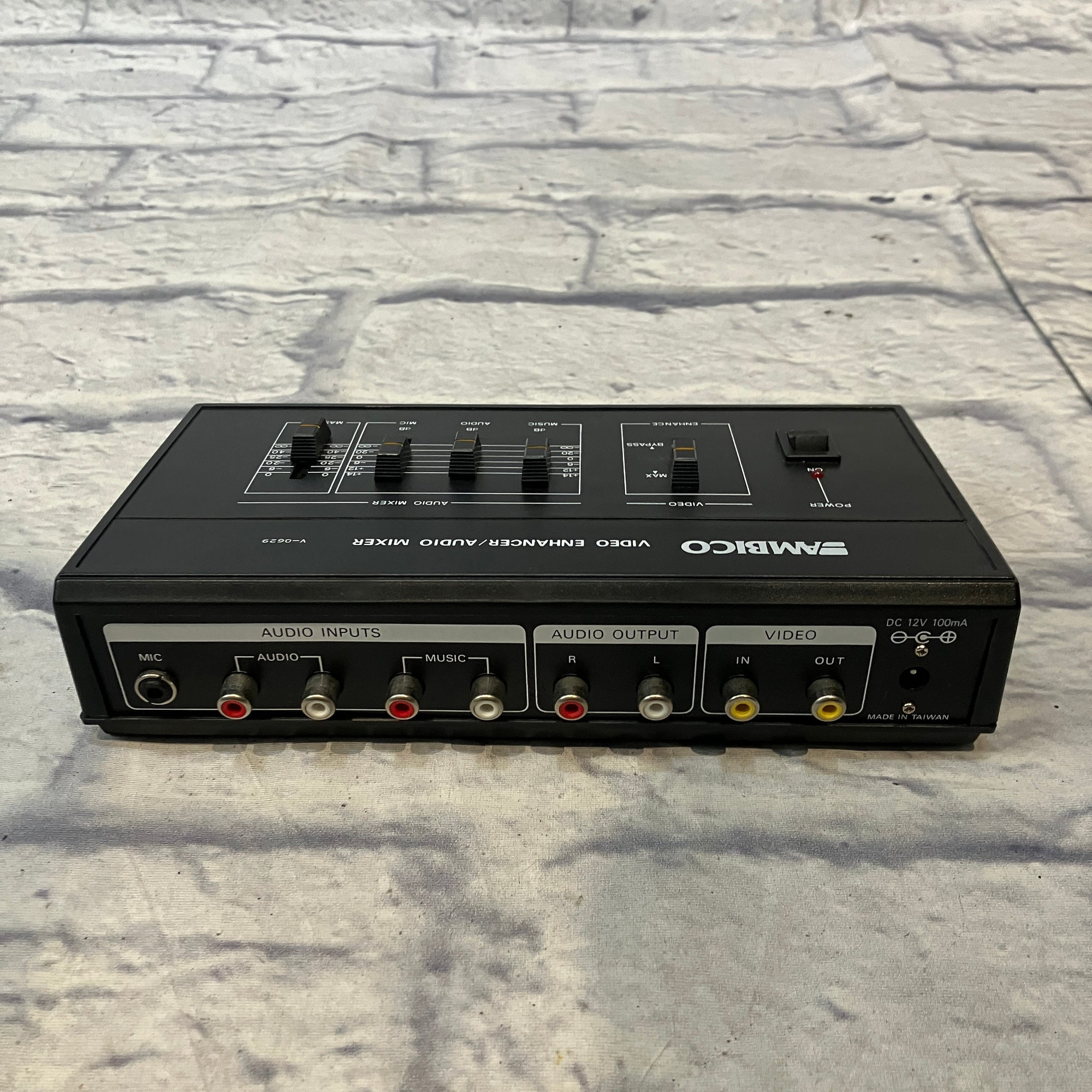 Ambico Video Enhancer/Audio Mixer