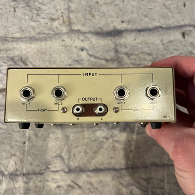 Realistic Stereo Mike Mixer