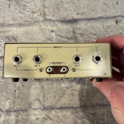 Realistic Stereo Mike Mixer