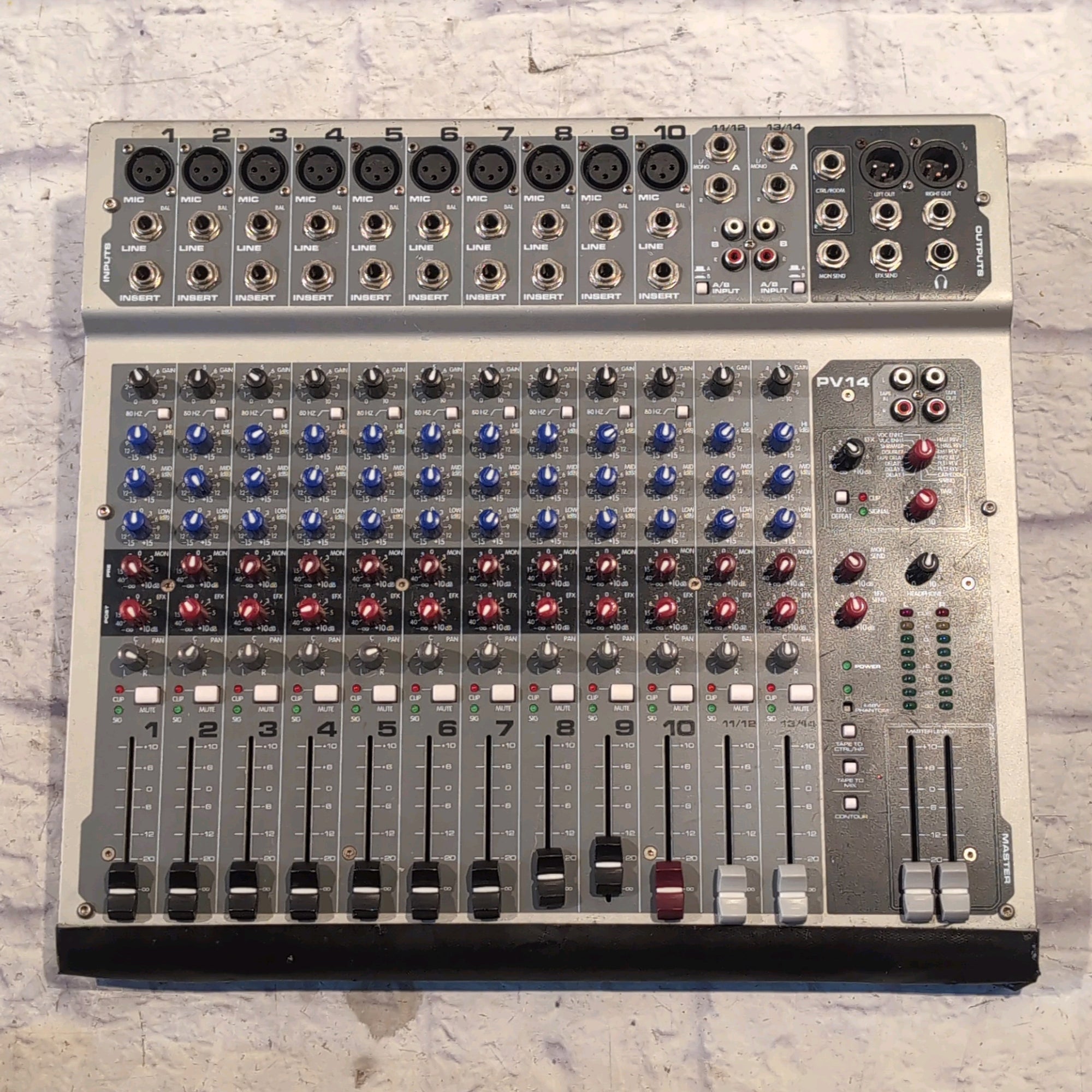 Peavey PV 14 Channel Mixer