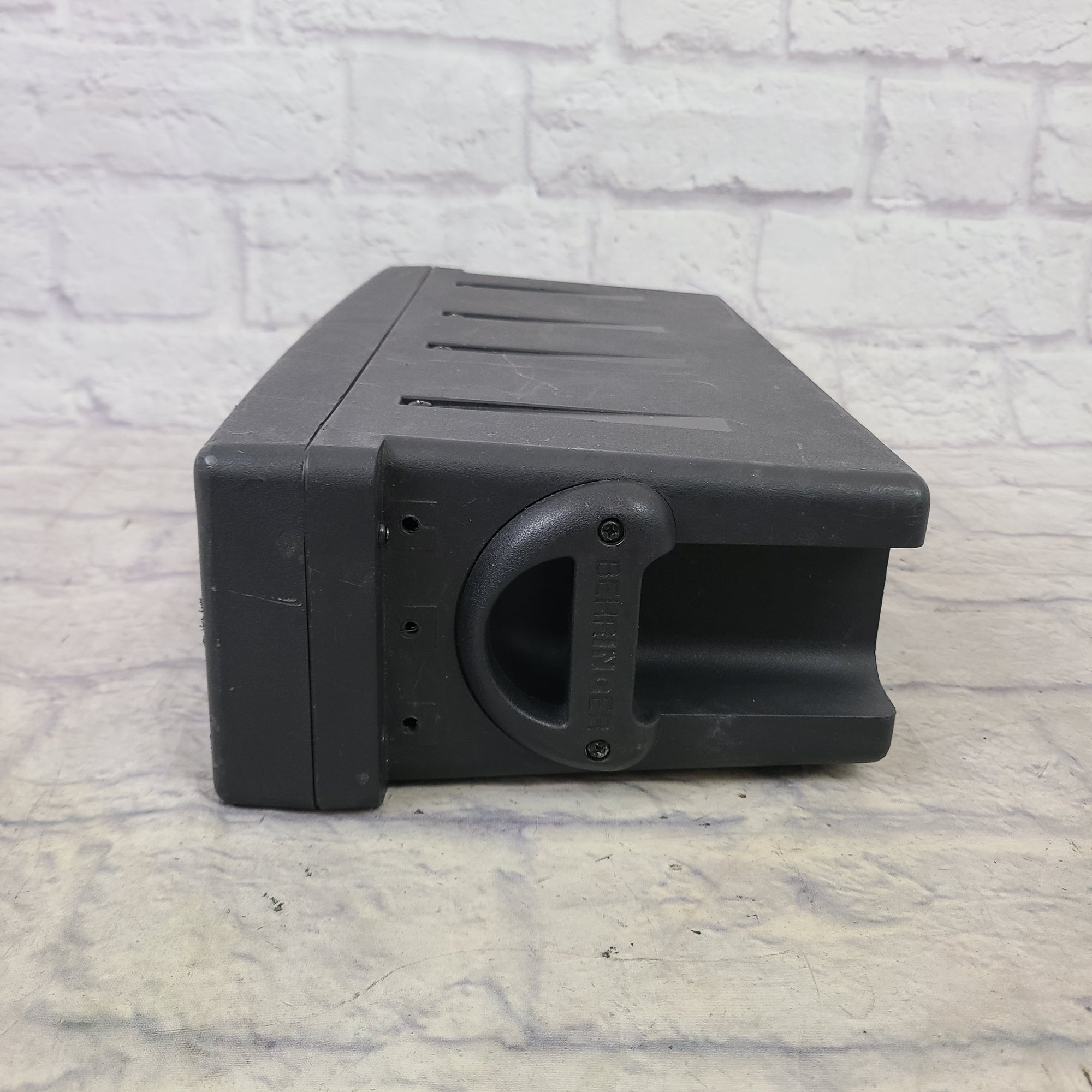 Behringer Ultrabass BXR1800H Bass Head