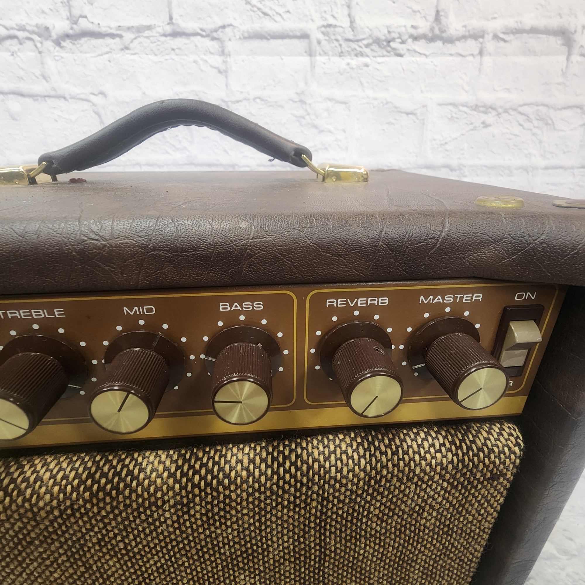 Acoustic Model 105 Guitar Combo Amp