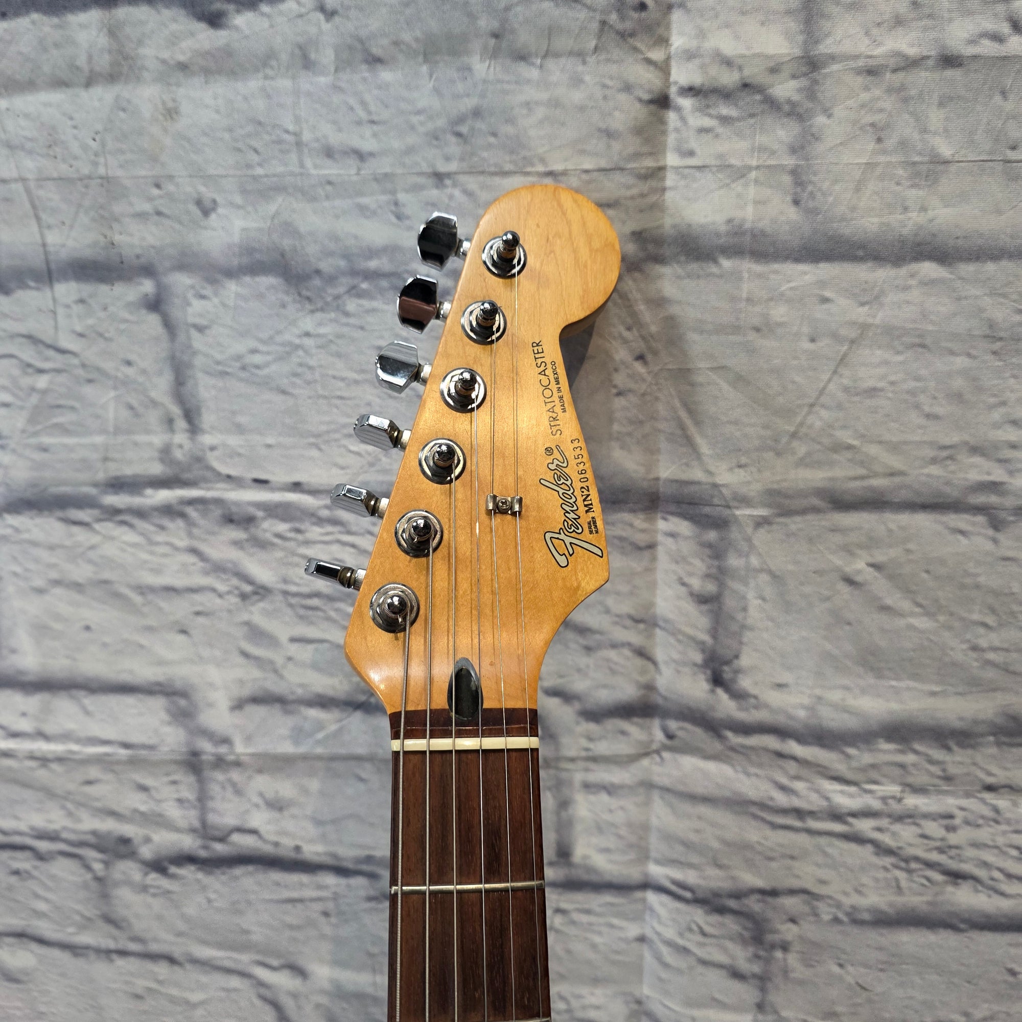 Fender Standard Strat Lake Placid Blue (Made In Mexico) Electric Guitar