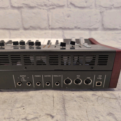 Behringer DeepMind 12 49-Key 12-Voice Polyphonic Analog Synth
