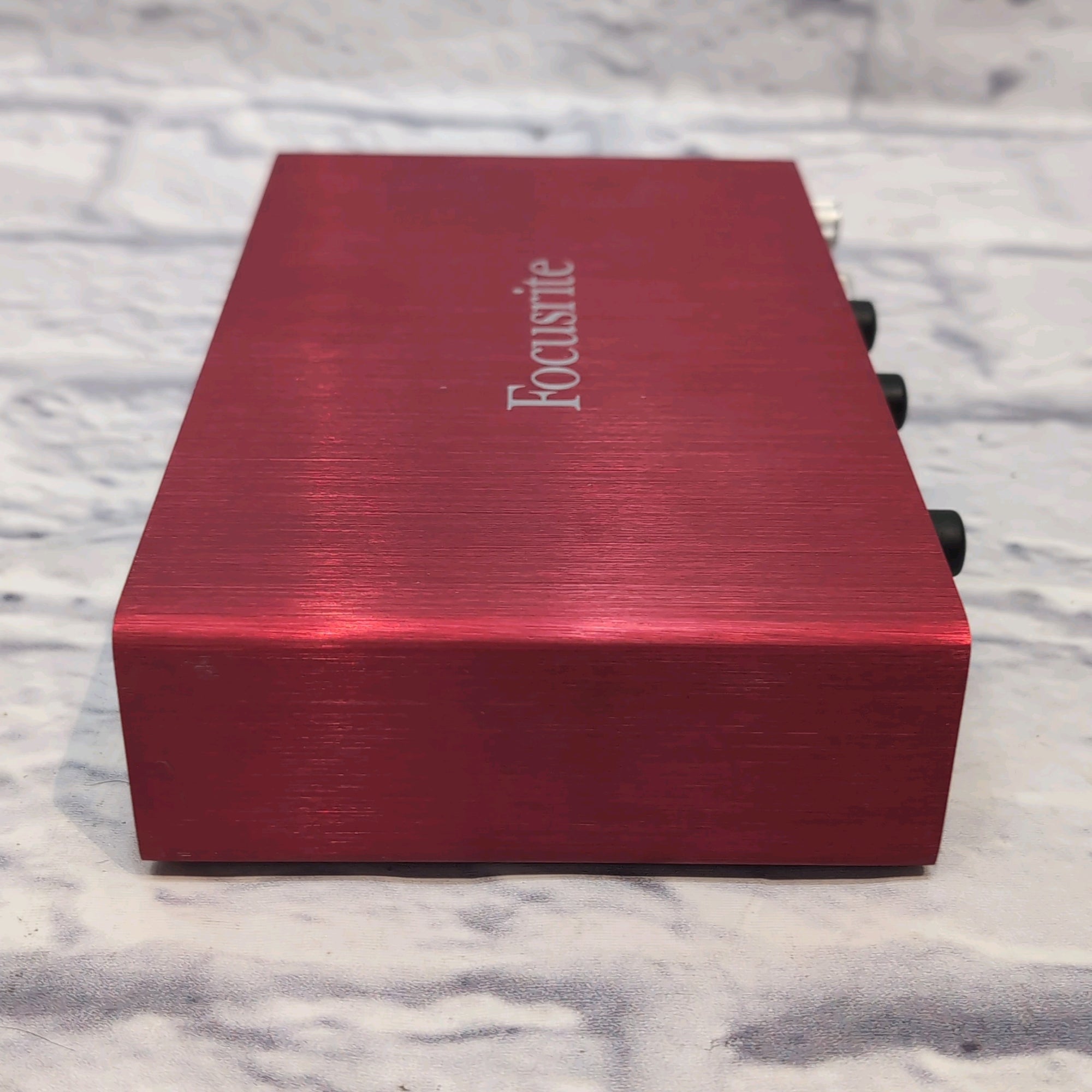 Focusrite Scarlett 2i4 2nd Gen USB Audio Interface