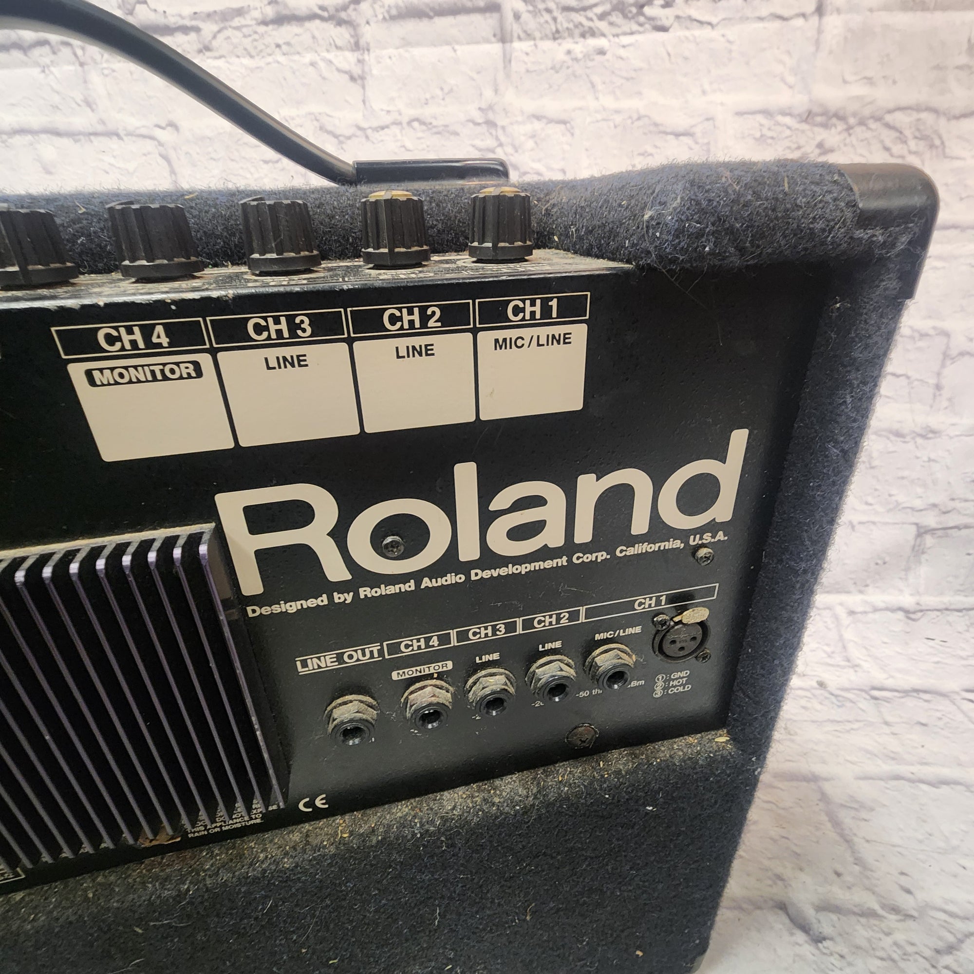 Roland KC-100 Keyboard Combo Amp