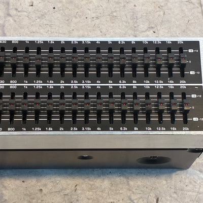 Behringer GEQ3102 Rack EQ