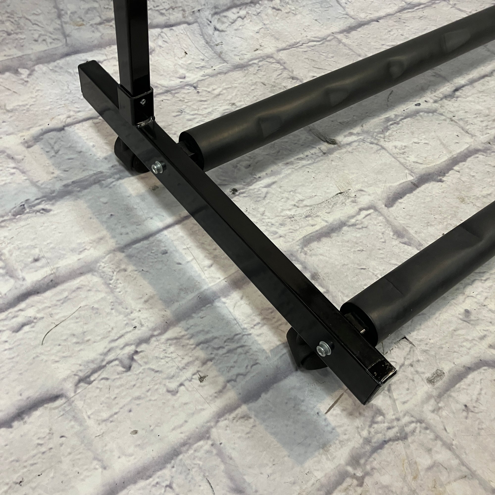 Unknown Five Guitar Stand