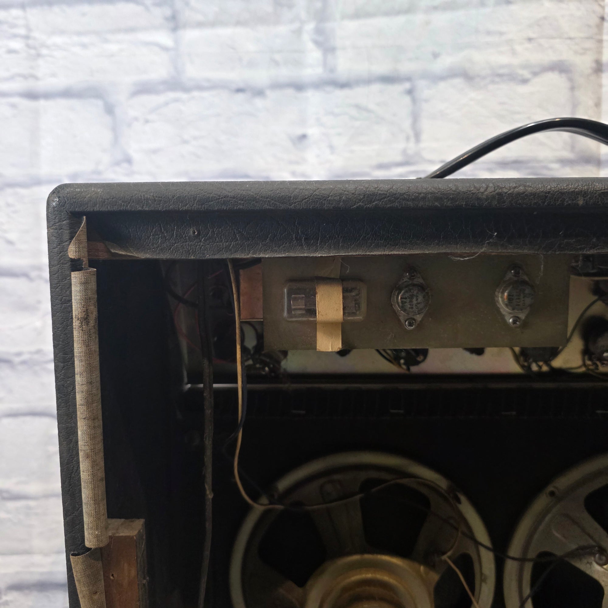 Checkmate 480 Guitar Combo Amp