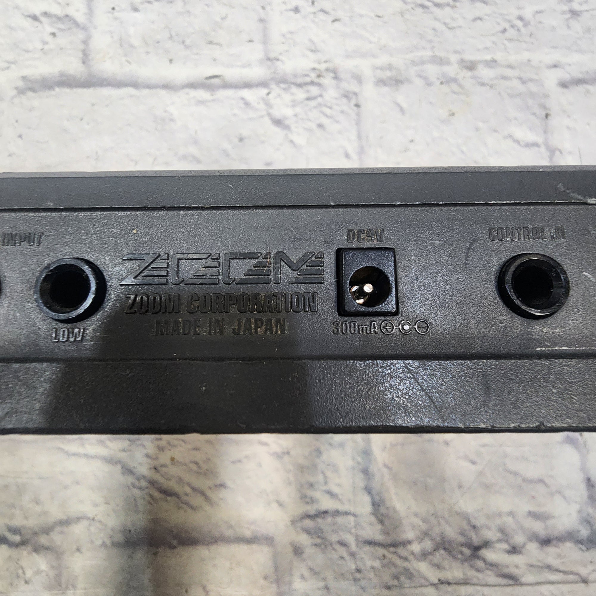 Zoom 504 Multi Effects Pedal for Acoustic Guitar